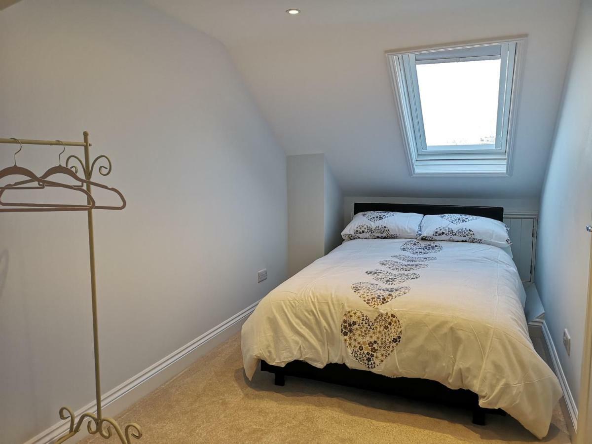 Guildford Town House Vila Exterior foto